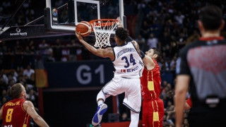 Επίδειξη δύναμης της Ελλάδας, όπλο                      η άμυνα