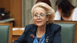 Στη Δικαιοσύνη προσφεύγει η             Βασιλική Θάνου