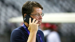 Σχολιαστής στο Σλόβαν-ΠΑΟΚ            ο Λούμπος Μίχελ