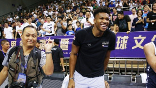 Αντετοκούνμπο-mania, η FIBA τον έκανε φανταστικό κόμικ (vid)