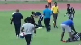 Βίντεο ‑ σοκ: Κεραυνός χτυπά δυο ποδοσφαιριστές μέσα στο γήπεδο