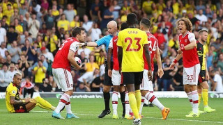 Γκέλα από το πουθενά για την Αρσεναλ με λάθος Σωκράτη