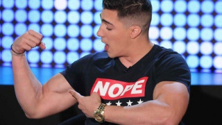 ΑΓΑΠΗ ΜΟΝΟ! Ο Τάσος Ποτσέπης γίνεται            Ειδικός Φρουρός