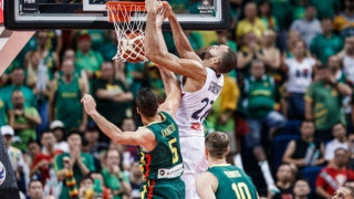 Στους «8» δια χειρός Ντε Κολό η                                 Γαλλία