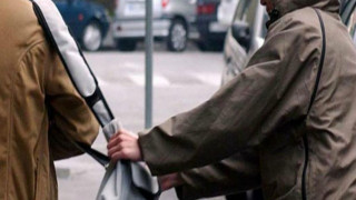 Βουλευτής Θεσσαλονίκης έπεσε θύμα ληστείας στην πλατεία Συντάγματος