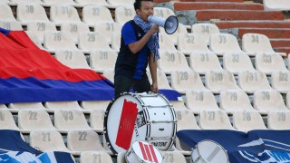 Ο συγκινητικός φίλαθλος που έκανε 6000 χλμ για την χώρα του (vid)