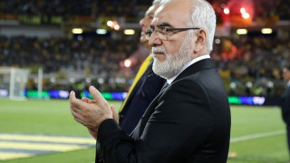 Σαββίδης: «Το μυαλό σας                     στις νίκες»