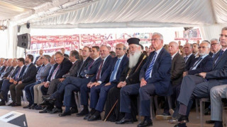 Κοινή παρουσία Ιβάν, Μητσοτάκη, Πάιατ σε θεμελίωση εργοστασίου