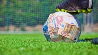 Το χρήμα  ρέει άφθονο στην Ευρώπη κι εμείς παίρνουμε ψίχουλα