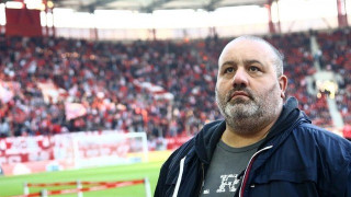 Προκαλεί                           ΠΑΟΚ και Σαββίδη ο Καραπαπάς (pics)