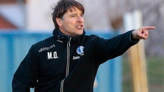 Γιατί τώρα και όχι πριν από      έναν μήνα ο Ενινγκ;