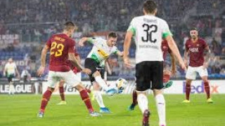 Πέναλτι για... γέλια                   στο Ρόμα-Γκλάντμπαχ (vid)