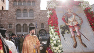 Με λαμπρότητα η Λιτάνευση των εικόνων Αγ. Δημητρίου & Παναγίας Σουμελά