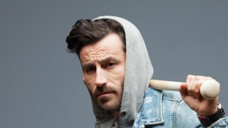 Έλληνες διάσημοι που δεν έχουν τελειώσει το σχολείο!