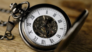 Αλλάζει η ώρα την Κυριακή - Μία    ώρα πίσω τα ρολόγια