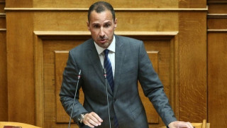 «Θα πατάξετε τη βία, όταν ζητήσατε μείωση ποινής στον Ηρόδοτο;» (vid)