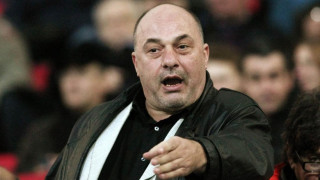 Μπέος: «Είστε πατσαβούρια, δήθεν άνθρωποι των Τεχνών»