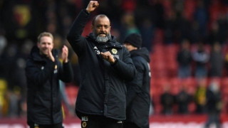 Φαβορί ο Νούνο                     Σάντο για αντί-Εμερι!