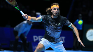 Λύγισε ο Τσιτσιπάς, το σήκωσε ο Ναδάλ στο Άμπου Ντάμπι