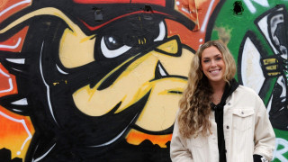 Τέιλορ Όγκουστ: Μια Αμερικανίδα καλλονή  στα φιλέ για   τον Αρη!