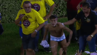 Βγήκε από τα… ρούχα του ο Νεϊμάρ (video)