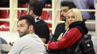 Ο Τζαβέλλας, ο Κλάους, η ΠΑΟΚάρα και η ξανθιά (pics)