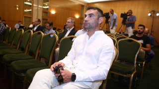 Σε σχέση με γνωστή τραγουδίστρια ο Λάμπρος Χούτος