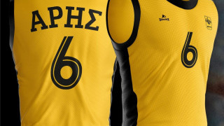 Με τη βαριά φανέλα του αυτοκράτορα ο Άρης!