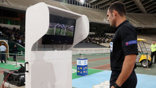 «Βράζει» ο Άρης με Κομίνη, ζητάει από Περέιρα να τον «τελειώσει»