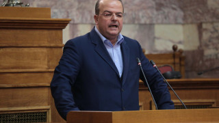 Τριανταφυλλίδης: «Τσίρκο η Κυβέρνηση, συνιστώ ψυχραιμία»