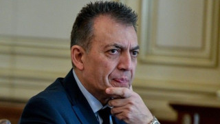 Συνάντηση Βρούτση με τις 14 ΠΑΕ της Super League 1 για τα μέτρα κατά της βίας