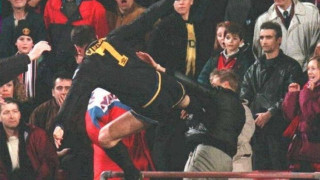 Καντονά για την κλωτσιά: «Έπρεπε να τον χτυπήσω πιο δυνατά»