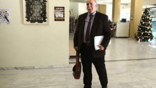 Μήπως πρέπει να μάθουν στο CAS τις δηλώσεις Αρκούδη;