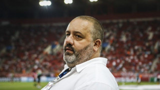 «Πέσιμο» Καραπαπά στον διαιτητή μετά το τέλος του αγώνα με τον ΠΑΣ!