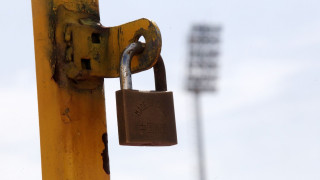 Σκέψεις για αναβολή ή κεκλεισμένων των θυρών