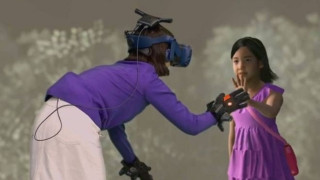 Μητέρα «συνάντησε» τη νεκρή κόρη της μέσω εικονικής πραγματικότητας