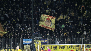 «Ντόπες» κόσμου του Αρη στο αεροδρόμιο!