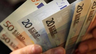 Η Ελλάδα είναι η μοναδική χώρα στην ΕΕ με χαμηλότερο μισθό από το 2010