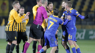 Το δεύτερο πέναλτι που δεν έδωσε ο Καραντώνης στον Άρη