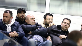 Τρελό γλέντι στα αποδυτήρια με Καρυπίδη και παίκτες!