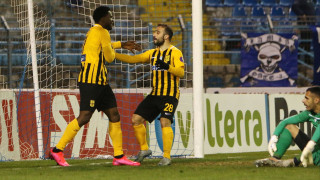 Με «δράστη» τον Ιντέγε ο Αρης ισοφάρισε τη Λαμία