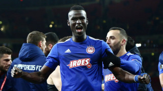 «Δένει» και τον Μπα ο Ολυμπιακός