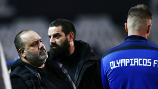 Καραπαπάς: «Σαν το θέατρο Τζένη Καρέζη ήταν»