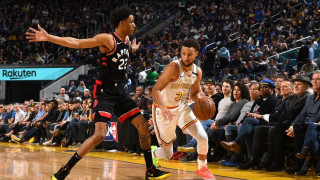 Επιστροφή στα παρκέ για τον Στεφ Κάρι