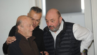 Στον λόγο τους και στη γραφή τους  βάζουν την ίδια τους την ψυχή