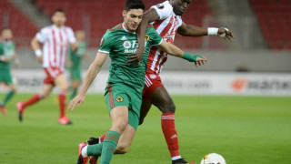 Ζωντανός με 10 παίκτες ο Ολυμπιακός, 1-1 με Γουλβς