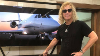 Θετικός στον κορωνοϊό ο κιμπορντίστας των «Bon Jovi»