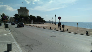 «Ερήμωσε» η παραλία Θεσσαλονίκης