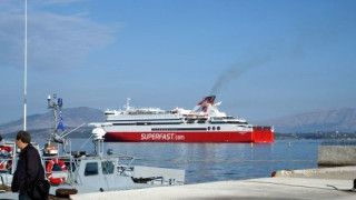 Στην Ηγουμενίτσα το πλοίο με Έλληνες από την Ιταλία