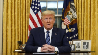Ενεργοποιεί πολεμικό νόμο του 1950 ο Τραμπ για τον κορωνοϊό